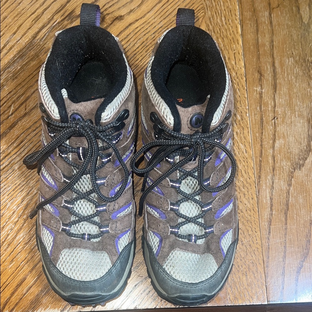 Merrell Women's Vibram Hiking Shoes - Brown and Purple Size 9
